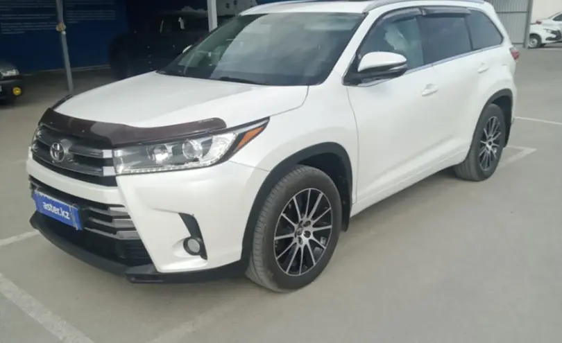 Toyota Highlander 2019 года за 18 300 000 тг. в Кызылорда