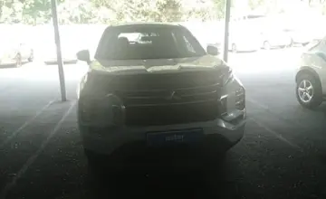 Mitsubishi Outlander 2022 года за 15 500 000 тг. в Алматы фото 2