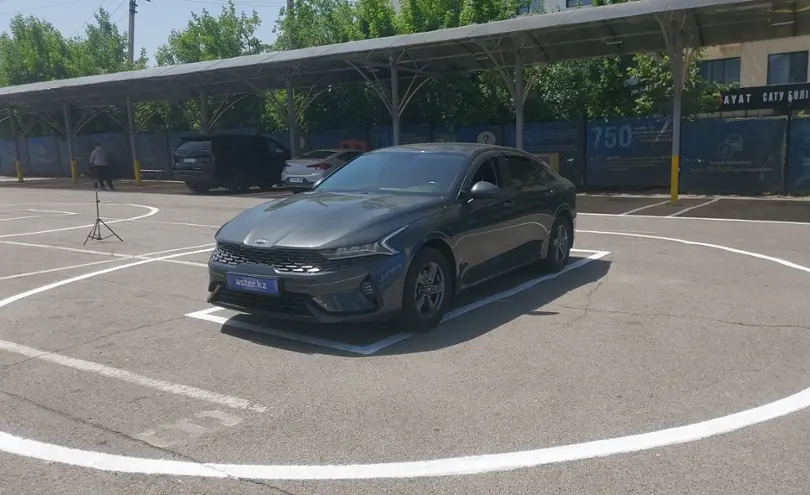 Kia K5 2021 года за 10 500 000 тг. в Алматы