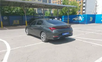 Hyundai Elantra 2020 года за 8 000 000 тг. в Алматы фото 4