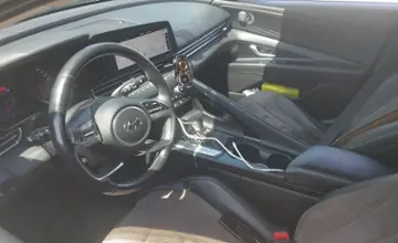 Hyundai Elantra 2020 года за 8 000 000 тг. в Алматы фото 5