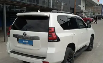 Toyota Land Cruiser Prado 2019 года за 22 900 000 тг. в Караганда