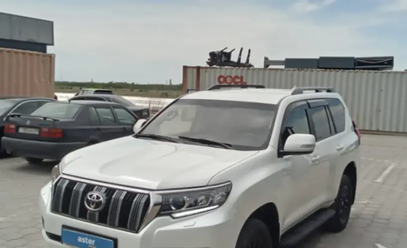 Toyota Land Cruiser Prado 2019 года за 22 900 000 тг. в Караганда