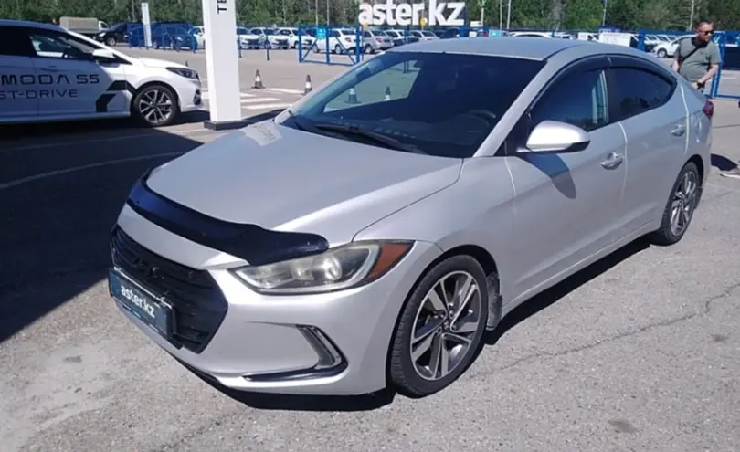 Hyundai Elantra 2018 года за 7 000 000 тг. в Усть-Каменогорск