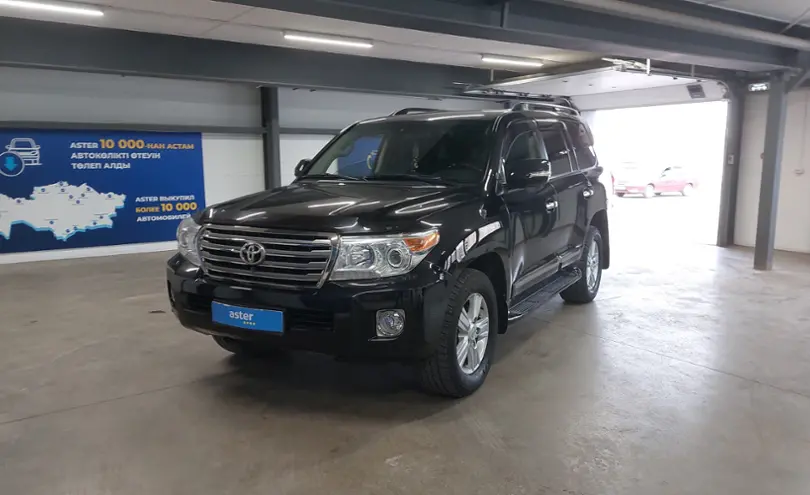 Toyota Land Cruiser 2013 года за 24 700 000 тг. в Астана