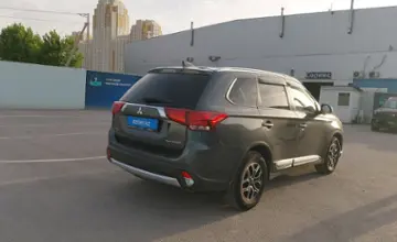Mitsubishi Outlander 2018 года за 11 000 000 тг. в Шымкент фото 3