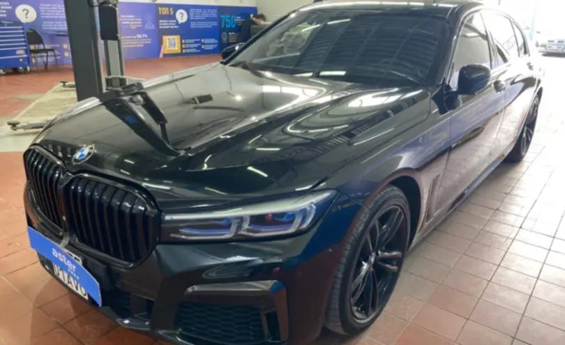 BMW 7 серии 2019 года за 37 000 000 тг. в Астана