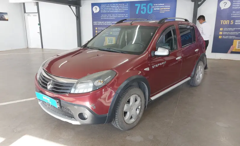 Renault Sandero 2014 года за 4 000 000 тг. в Астана