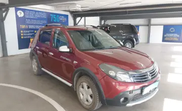 Renault Sandero 2014 года за 4 000 000 тг. в Астана фото 2