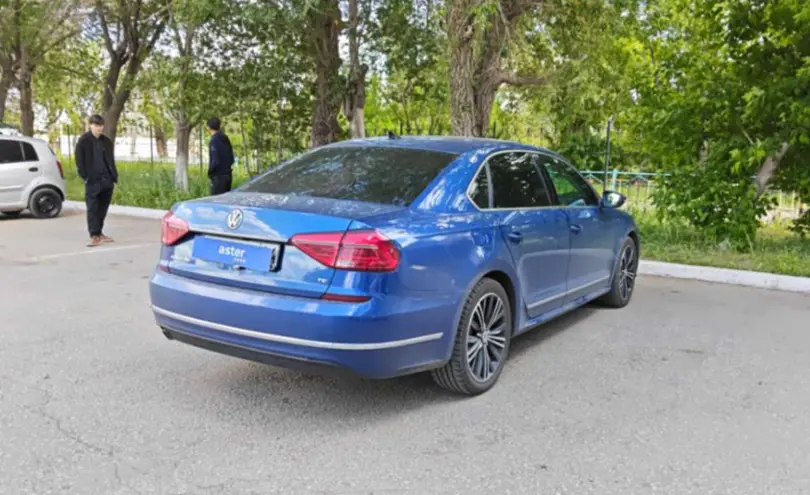 Volkswagen Passat 2015 года за 8 800 000 тг. в Актобе фото 5