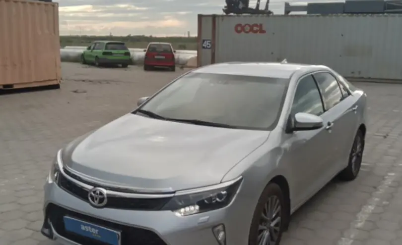 Toyota Camry 2017 года за 10 000 000 тг. в Караганда