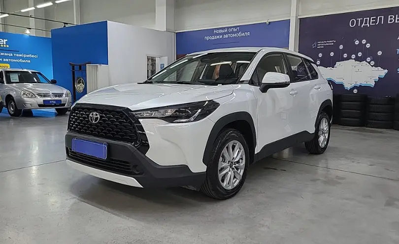 Toyota Corolla Cross 2024 года за 11 750 000 тг. в Усть-Каменогорск