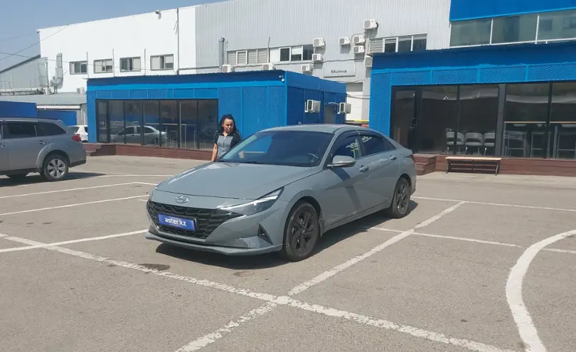Hyundai Elantra 2023 года за 9 700 000 тг. в Алматы