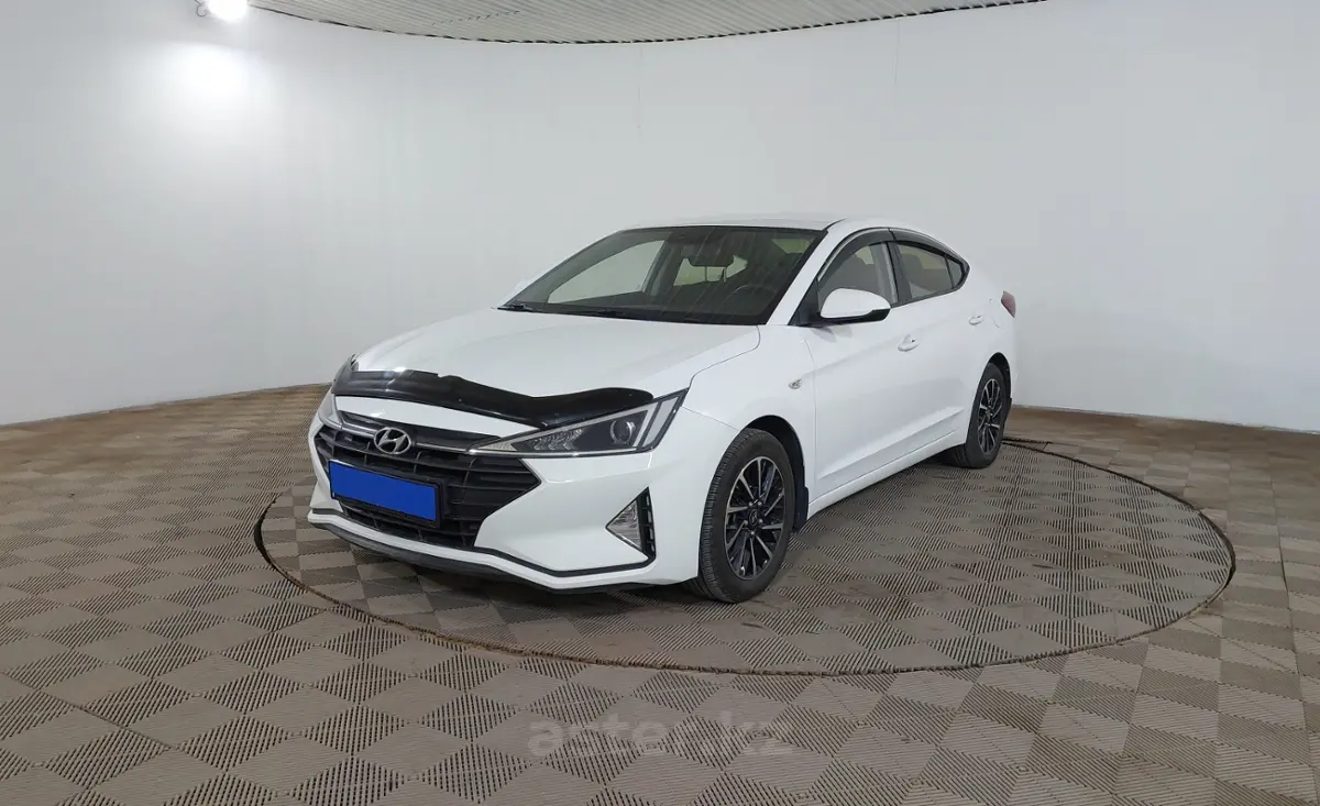 2019 Hyundai Elantra