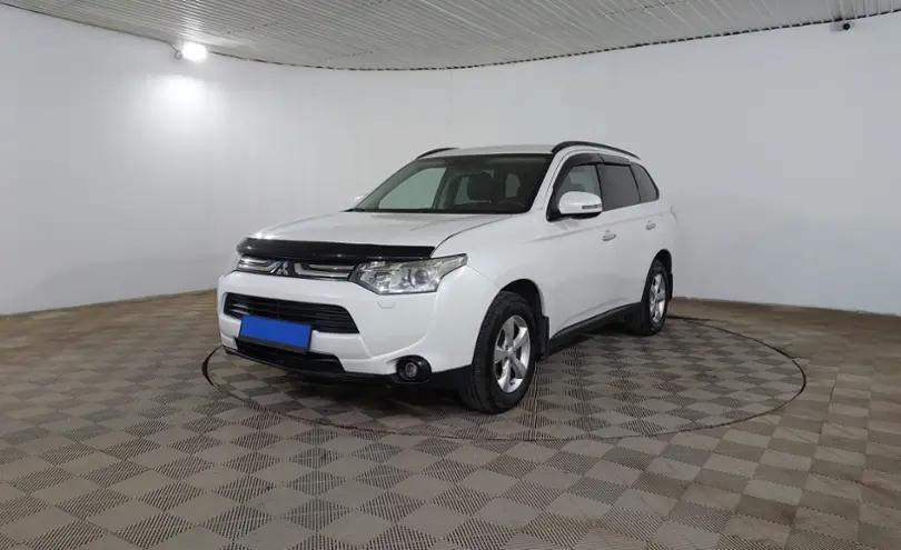 Mitsubishi Outlander 2013 года за 6 790 000 тг. в Шымкент