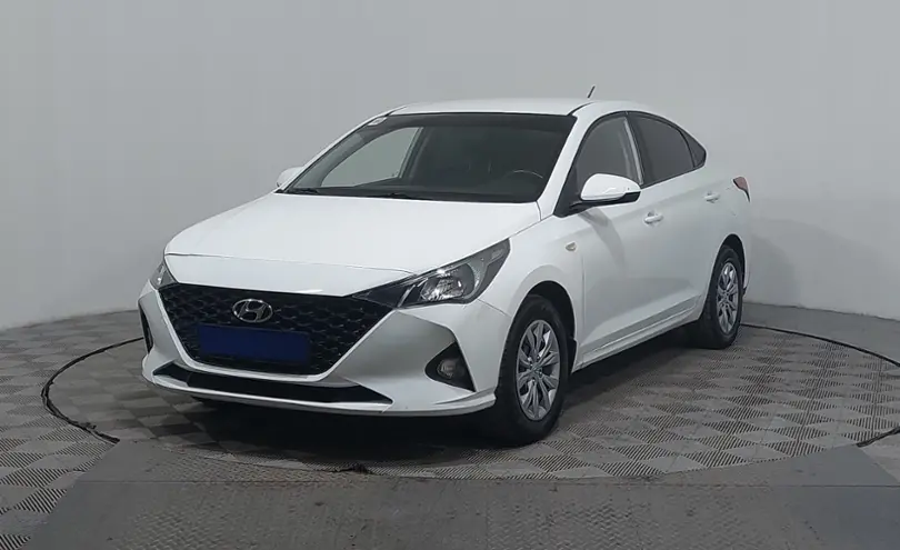 Hyundai Accent 2020 года за 6 000 000 тг. в Астана