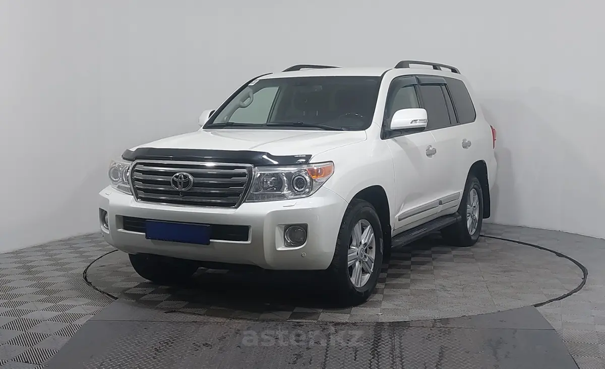 2012 Toyota Land Cruiser