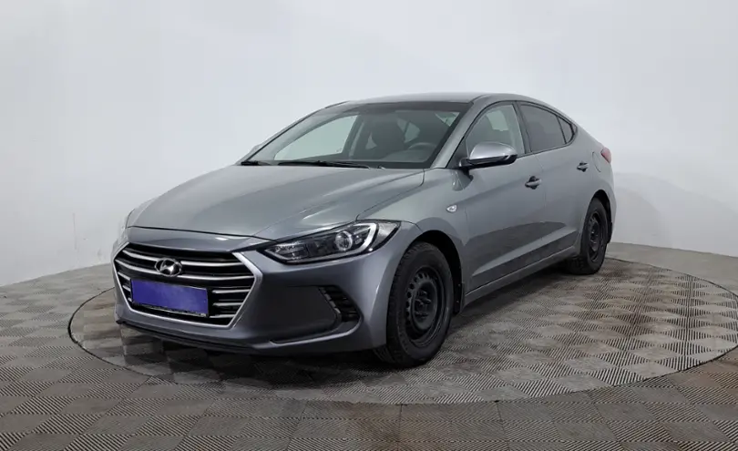 Hyundai Elantra 2018 года за 7 490 000 тг. в Астана
