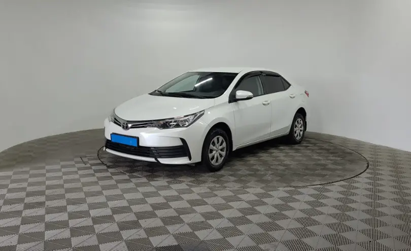 Toyota Corolla 2018 года за 7 490 000 тг. в Алматы