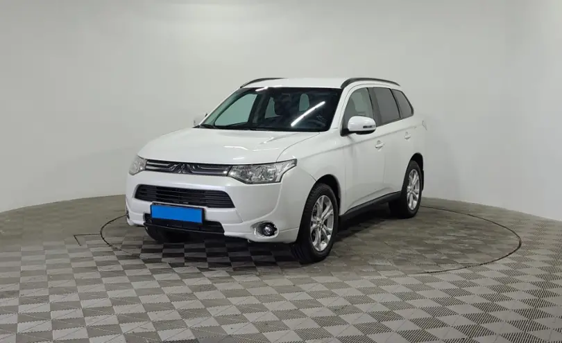 Mitsubishi Outlander 2013 года за 7 830 000 тг. в Алматы