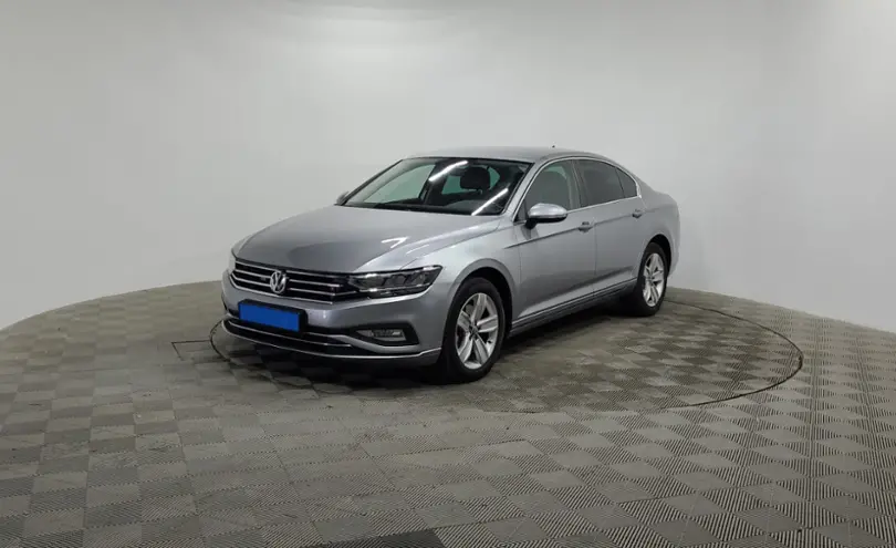 Volkswagen Passat 2020 года за 11 500 000 тг. в Алматы