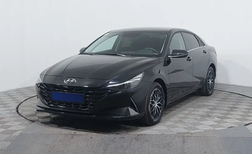 Hyundai Elantra 2022 года за 10 990 000 тг. в Астана