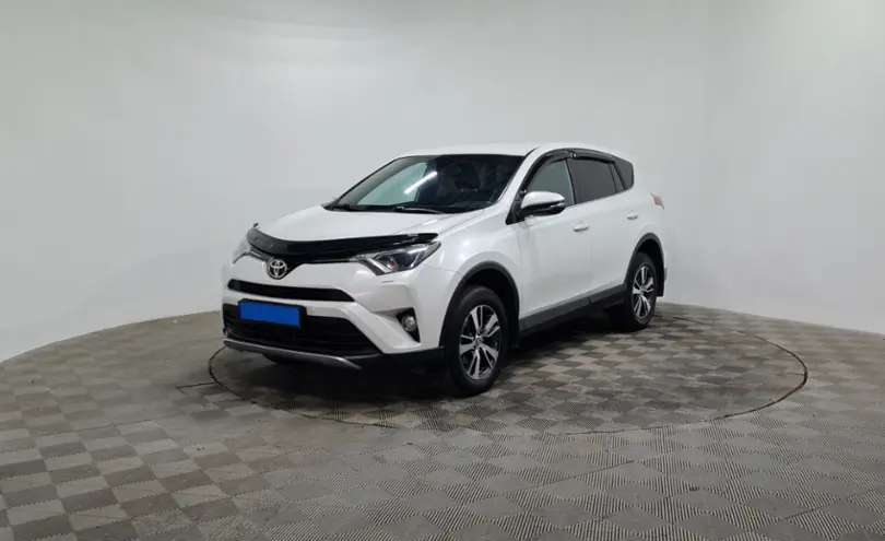 Toyota RAV4 2019 года за 12 990 000 тг. в Алматы