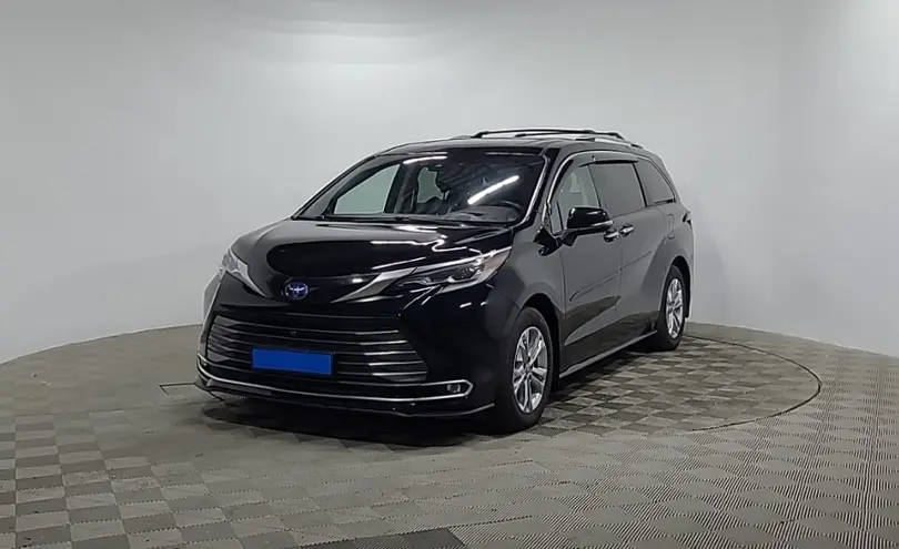 Toyota Sienna 2021 года за 20 000 000 тг. в Алматы