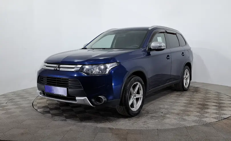 Mitsubishi Outlander 2014 года за 6 990 000 тг. в Астана