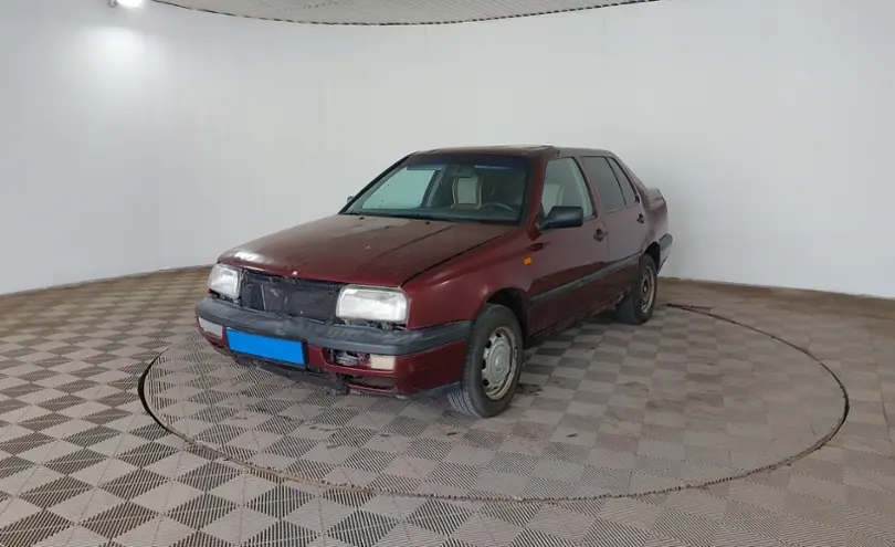 Volkswagen Vento 1993 года за 590 000 тг. в Шымкент