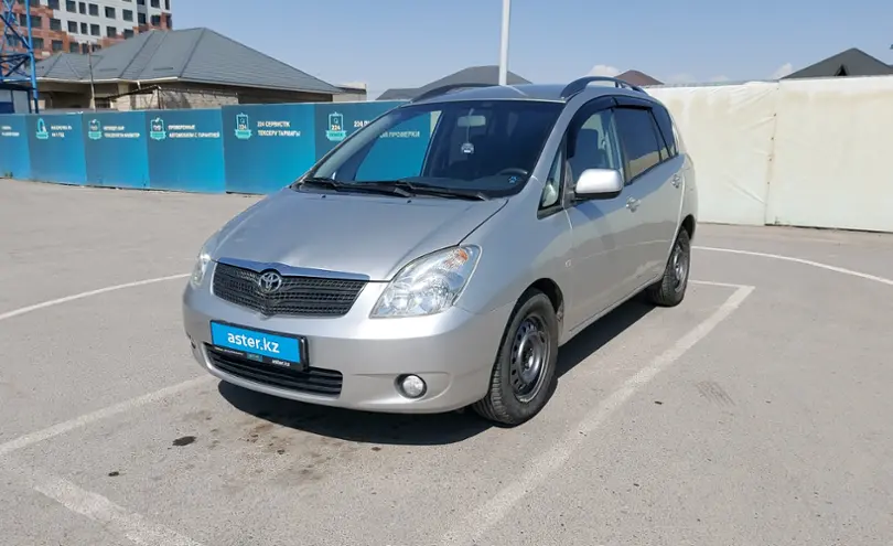 Toyota Corolla Verso 2002 года за 2 890 000 тг. в Шымкент