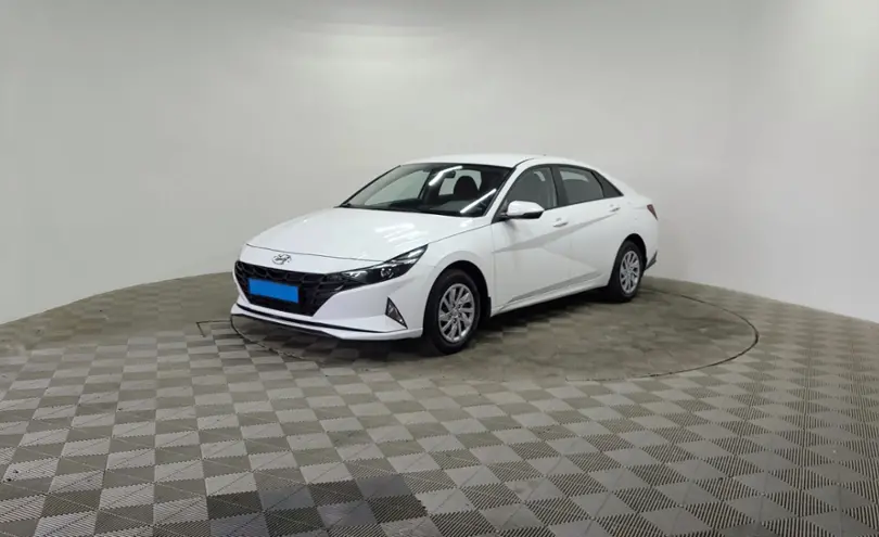 Hyundai Elantra 2023 года за 8 900 000 тг. в Алматы