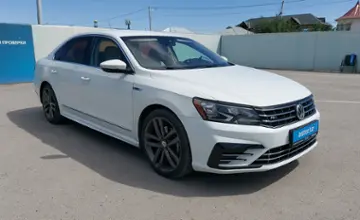 Volkswagen Passat 2017 года за 10 000 000 тг. в Шымкент фото 2