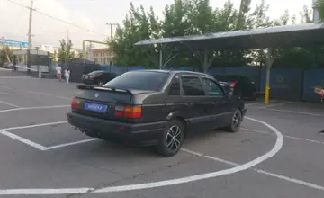 Volkswagen Passat 1993 года за 1 500 000 тг. в Алматы фото 3