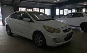 Hyundai Solaris 2013 года за 5 000 000 тг. в Астана фото 2