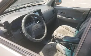 Kia Carens 2001 года за 2 500 000 тг. в Алматы фото 5