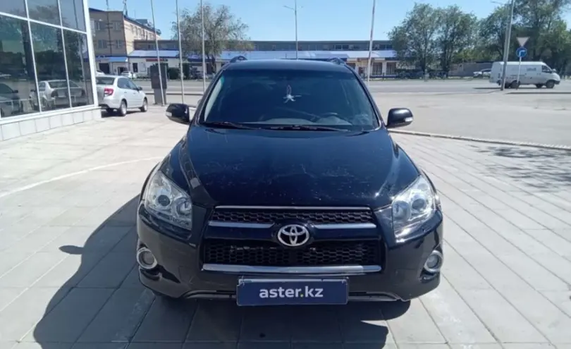 Toyota RAV4 2011 года за 8 500 000 тг. в Уральск фото 2