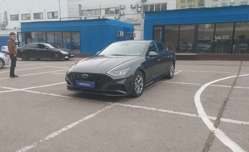 Hyundai Sonata 2022 года за 11 000 000 тг. в Алматы