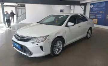 Toyota Camry 2015 года за 10 000 000 тг. в Астана фото 1
