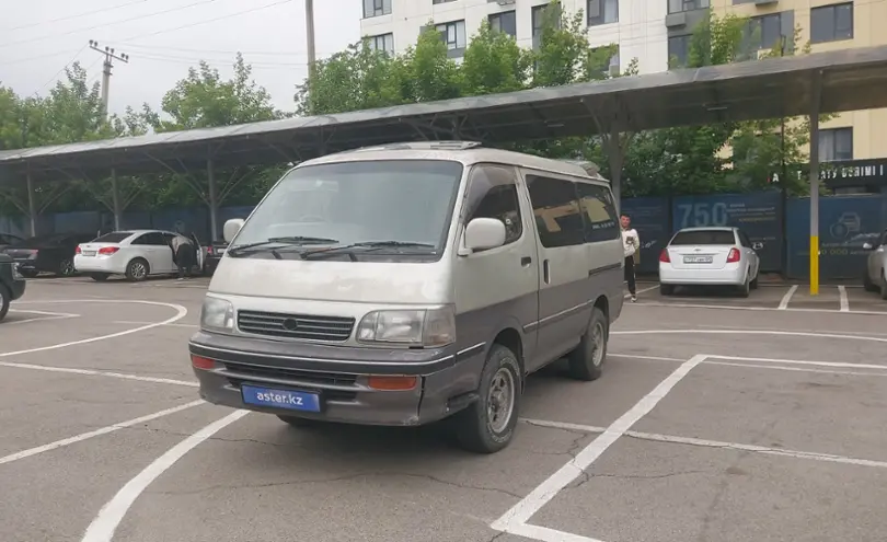 Toyota HiAce 1994 года за 3 500 000 тг. в Алматы
