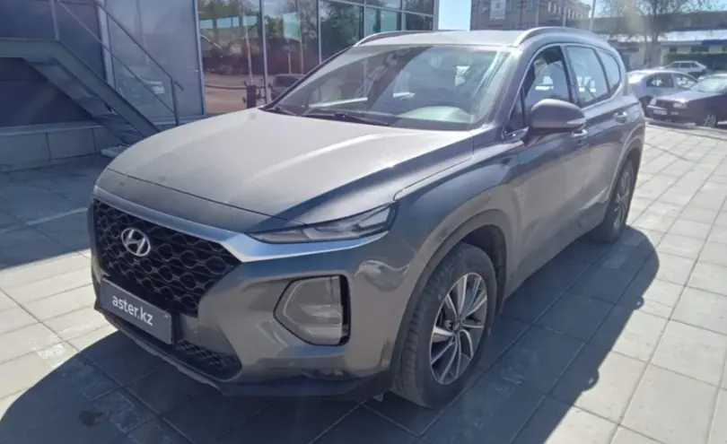 Hyundai Santa Fe 2019 года за 12 500 000 тг. в Уральск