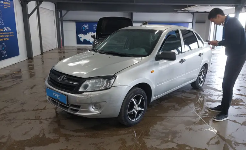 LADA (ВАЗ) Granta 2014 года за 1 600 000 тг. в Астана