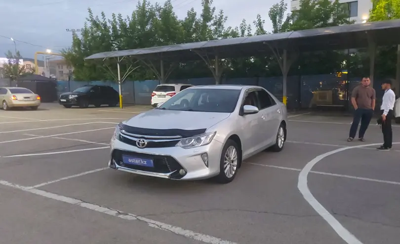 Toyota Camry 2015 года за 9 500 000 тг. в Алматы