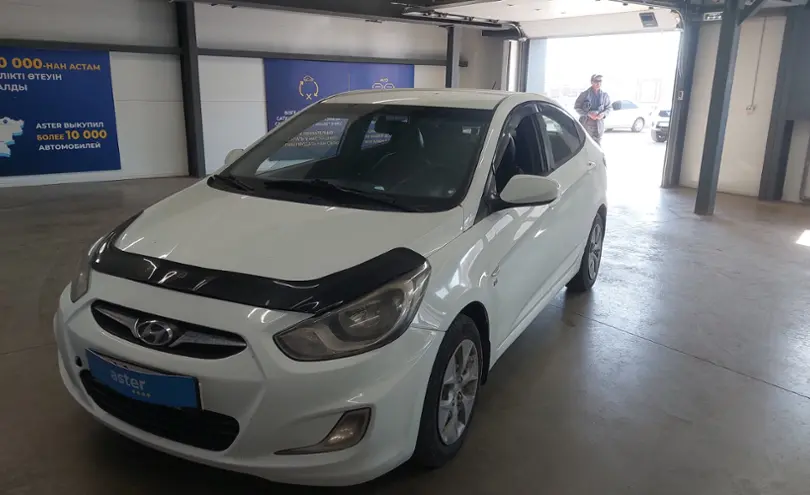 Hyundai Accent 2014 года за 4 000 000 тг. в Астана