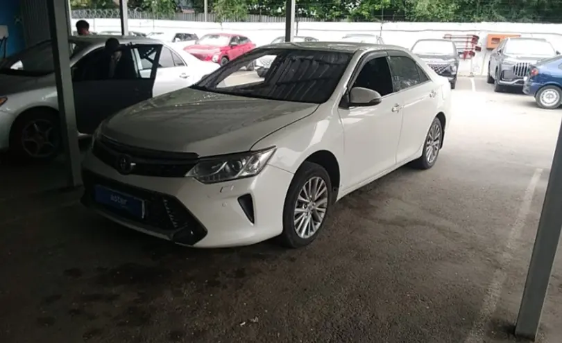 Toyota Camry 2014 года за 10 500 000 тг. в Алматы