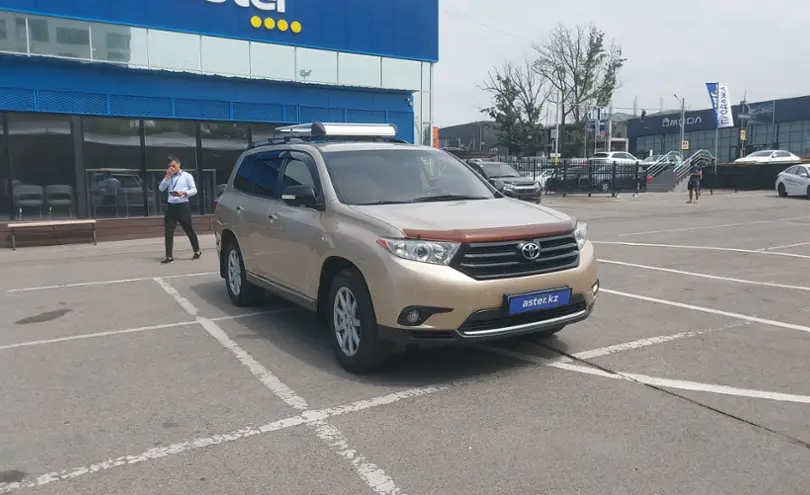 Toyota Highlander 2013 года за 12 500 000 тг. в Алматы фото 2