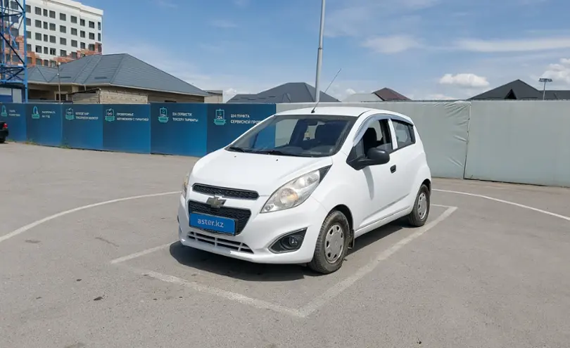Chevrolet Spark 2012 года за 3 000 000 тг. в Шымкент