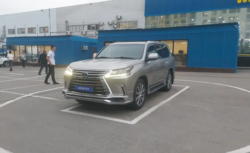 Lexus LX 2016 года за 35 000 000 тг. в Алматы