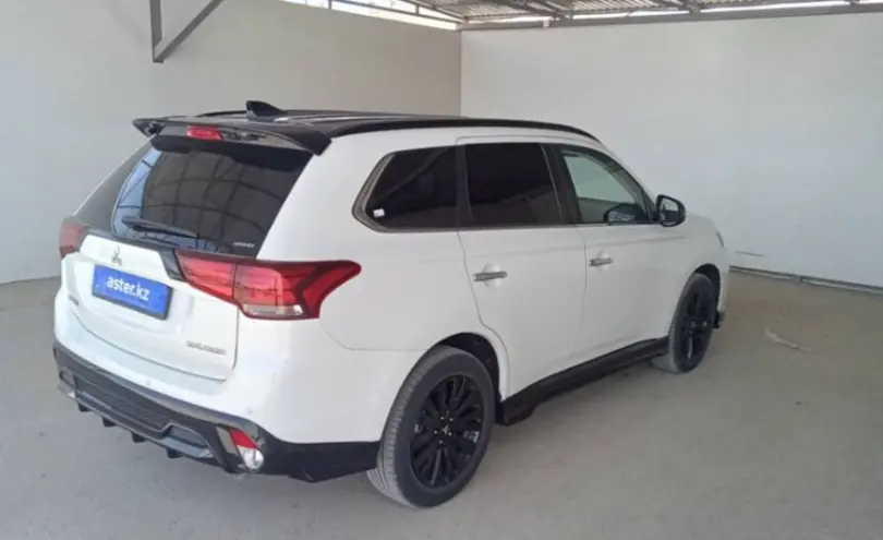 Mitsubishi Outlander 2022 года за 14 500 000 тг. в Кызылорда фото 5