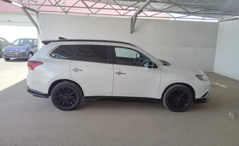 Mitsubishi Outlander 2022 года за 14 500 000 тг. в Кызылорда фото 4